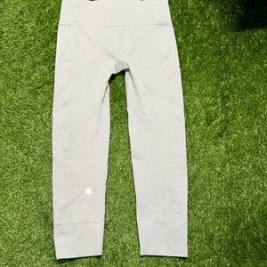 Grey lululemon leggings